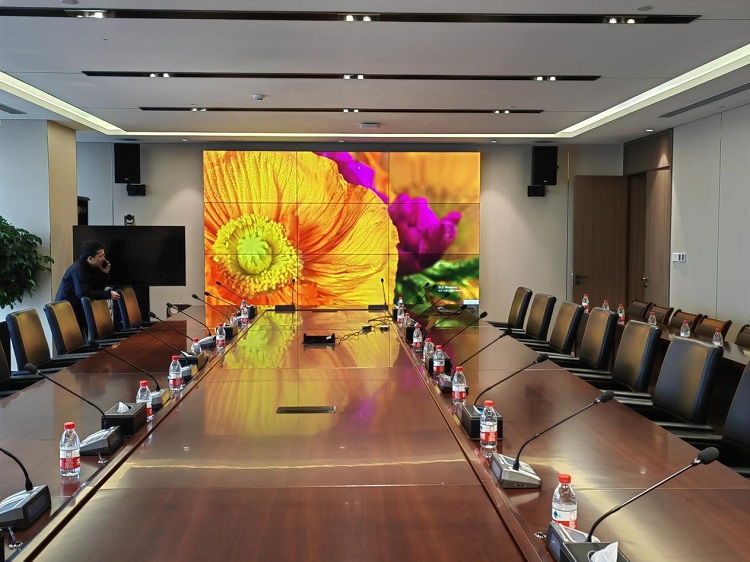 液晶拼接屏怎么樣實(shí)現(xiàn)會議辦公顯示？